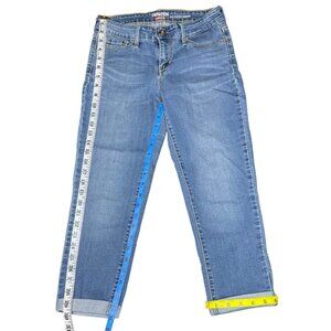 2 Denizen by Levis Modern Crop Womens Jeans light Blue Denim Cuffed Hem Stretchy